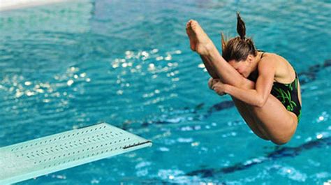 The olympic diving pool has been closed again because of water quality issues.a german diver says the whole building smells. Diving guide - London 2012 Olympic Games