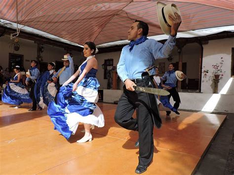 El clima de ciudad obregón es seco. Bailes Tradicionales De La Costa Ecuatoriana