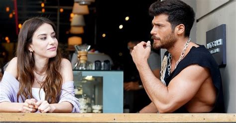 Watch movies & tv series online in hd free streaming with subtitles. Bay Yanlis episode 2 With English,Español & Italiano subtitles