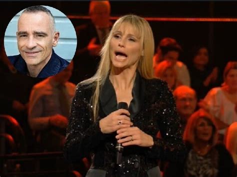 Слова песни piu' bella cosa, которую исполняет eros ramazzotti. Michelle Hunziker, il prete intona 'Più bella cosa' di ...