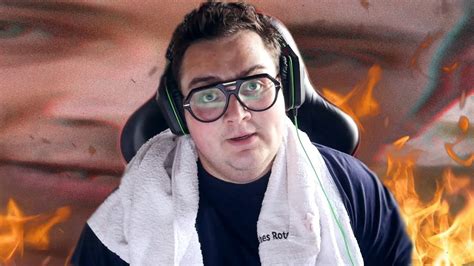 Pokud objevíš, že je zde něco špatně, tak napiš správci. Ondra Vlček mluví zvířecí řečí - YouTube