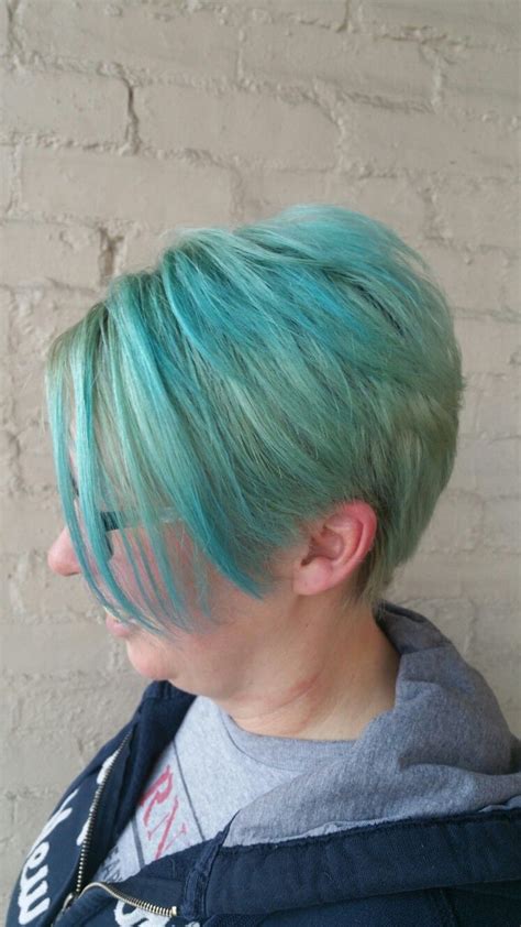 Colour wash hair come in all sorts of fabrics and styles. Color wash Viral shampoo teal Celeb Luxury | Hair color ...