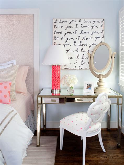 Catered toward the plant lovers and gypsy souls. 35 Beautiful Eclectic Bedroom Designs Inspiration ...