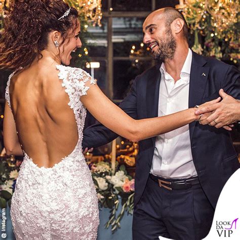 Un anno fa, sempre il 5 luglio, riccardo aveva fatto la sua proposta di matrimonio tra i campi di lavanda. Fairy, Dreamy e Diamond: 3 abiti da sposa di Paola Turani ...