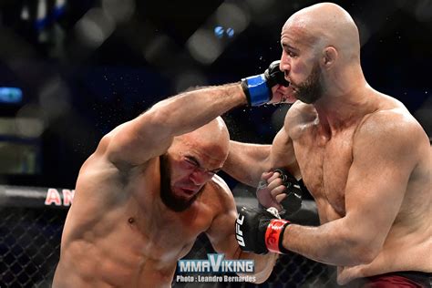 Ilir the sledgehammer latifi stats, fight results, and news. Photos : Ilir Latifi Versus Volkan Oezdemir at UFC Uruguay