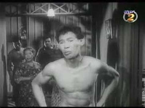 Download seniman bujang lapok full movie movie 720p hd 480p. Fajarv: P Ramlee Seniman Bujang Lapok