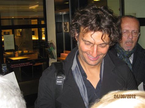 He captivates audiences with the power, emotion and beauty of his singing, the intelligence of his acting, his. Jonas Kaufmann - unofficial web site