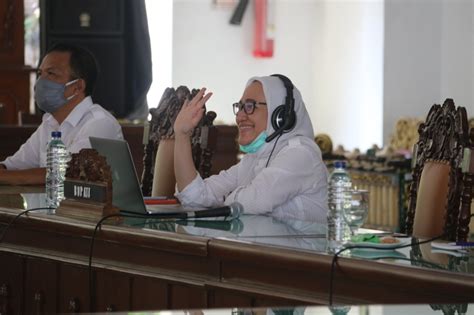 1:51 generator bojonegoro 134 просмотра. Gali Potensi Lokal, Bupati Bojonegoro Kopdar Online Dengan ...