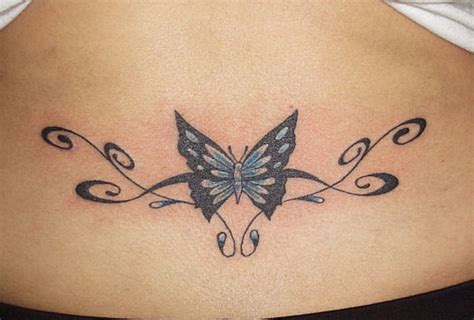 Tramp stamp tattoos have been quite controversial all the time and if you look up this topic on the internet, you will probably find tons of pros and cons. Tramp Stamp Tattoosteulugar