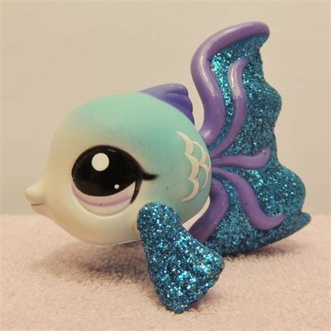 Excellent customer service and free delivery over £19.99. Littlest Pet Shop #2129 - Blue Sparkle Glitter Guppy Fish ...