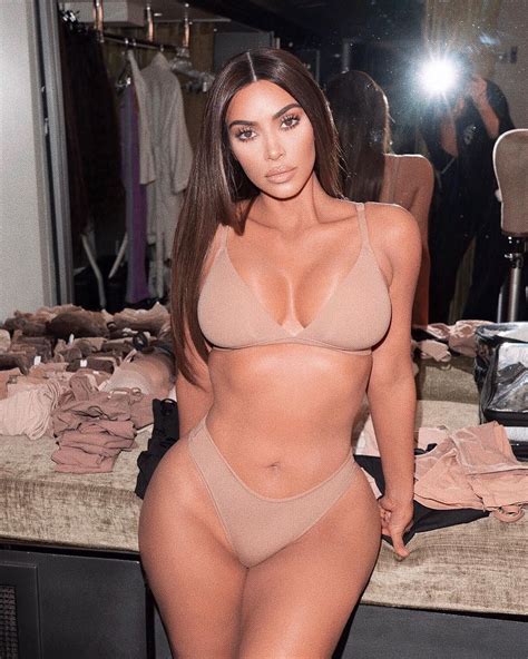 Актриса, дизайнер, светская львица, фотомодель. Thicc Kim Kardashian Stylevore | Kim Kardashian ...