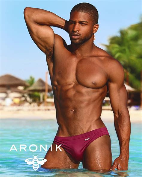Big brother knows best (229k)‏ @bigbroknowsbest 6 дек. Pin on Speedos