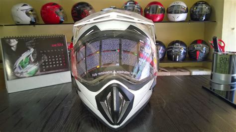 Vega helmets are genuine products with great customer reviews and positive feedback. Prostreet Motorcycle Gear : Vega Off-road Helmet Review