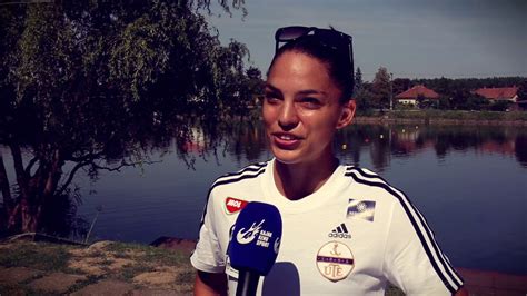 A gold medalist in international canoe federation competitions at both the junior and senior level, dora lucz is a successful sprint canoe athlete from hungary. Lucz Dóri az olimpiai bajnok Lisa Carringtonnal fog ...