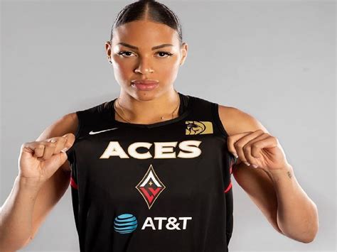 'australia wake the f*** up': Liz Cambage Wiki, Age, Height, Married, Husband, Net Worth