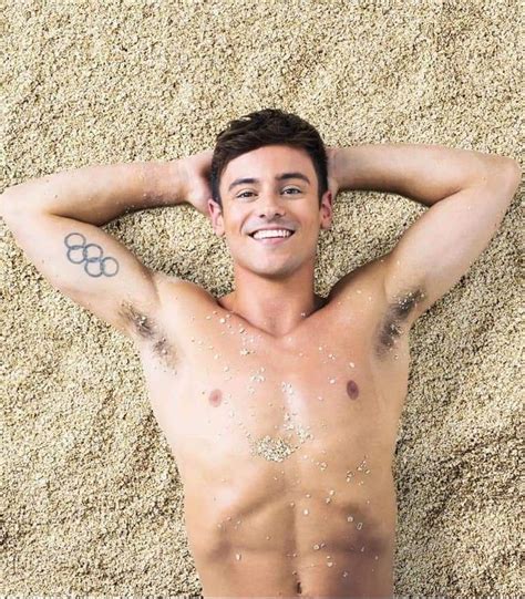 Hi i'm tom, welcome to my channel! Pin by Andy Robinson on Tom Daley in 2020 | Infinity ...