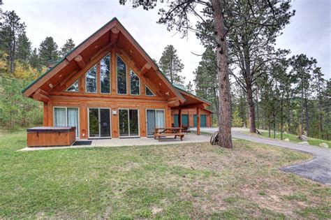 There's no better place for an early morning cup of coffee (or sunset dinner) than the back porch of any arkansas grand canyon view cabin. Paradise Canyon Cabins - cabin