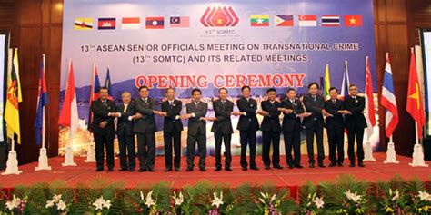 Beragam seni dan budaya indonesia, adat tradisional, kebudayaan daerah, dan materi pelajaran seni budaya terlengkap. DASAR MALAYSIA DALAM HAL EHWAL SERANTAU DAN DUNIA: ASEAN