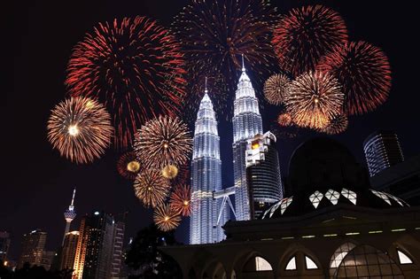 Generally celebrated in january or february each year (the it's difficult to give you an exact list of things that will be running on those dates as chinese new year will be occurring a few weeks earlier in 2019. Best places to watch New Year's Eve fireworks in KL ...