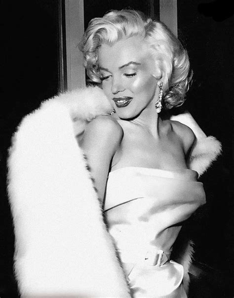 Pin by Giulia Pirelli on Marilyn Monroe | Marilyn monroe art, Marilyn monroe fashion, Marilyn ...