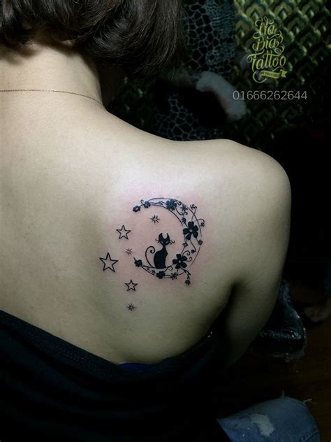 Mẫu hình xăm 3d độc đáo cho nữ hình bướm ở vai, cổ và lưng. Hình xăm đẹp,cat tattoo,moon tattoo, hình xăm mặt trăng ...