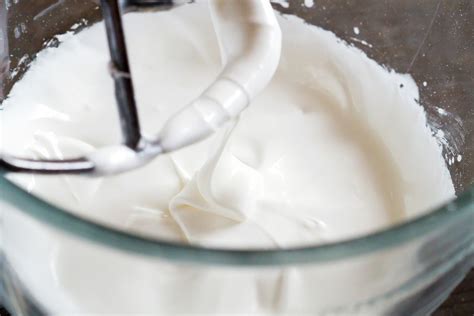 Meringue powder is actually comprised of powdered egg whites plus sugar and a stabilizer like cornstarch. Pin on recipes
