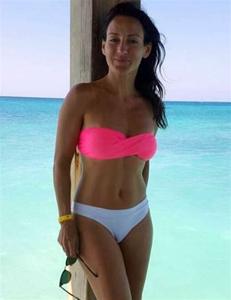 Maybe you would like to learn more about one of these? Eleonora Wexler mostró su figura en bikini a los 42 años ...