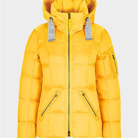 And sure, you can snowboard in a hoodie, but the best snowboard jackets will be just as comfortable, and they'll keep you dry. The 8 Best Luxury Ski Clothing Brands of 2020