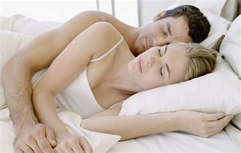 God damn jade is so amazing at fucking! 7 Comfiest Ways to Sleep in the Same Bed as Your Boyfriend
