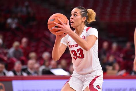 Chelsea 4 changes after paris game. Chelsea Dungee (Cherokee) paced the Razorbacks with 25 points but fell just short in a 73-67 ...