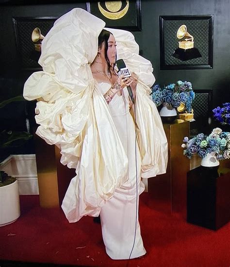 Grammys host trevor noah looks dapper on the red carpet. Noah Cyrus Wore Schiaparelli Couture @ 2021 Grammys ...