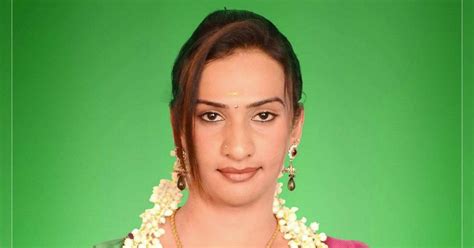 Men in saree 4 of 2017. Boy Wearing Saree Photos - Indian Crossdresser - Story Of ...