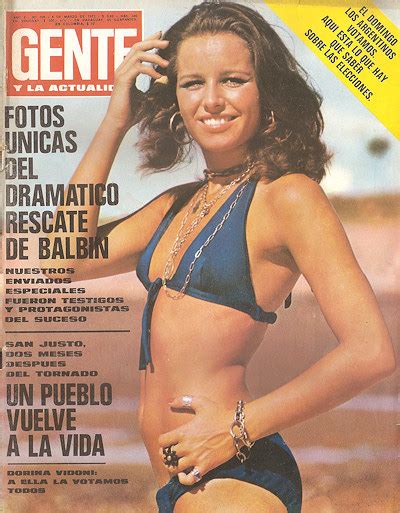 Adriana salgueiro comenzó a ser conocida en 1976 cuando ganó el concurso de miss argentina y compitió por el de miss mundo en inglaterra, resultando finalista y siendo la favorita en las apuestas para ganar ese título. Revista Gente y la Actualidad