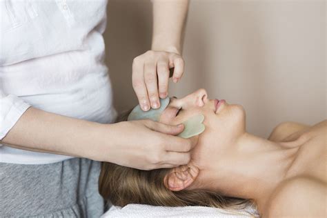Gua sha is ideal for an organic and natural skin treatment to improve and enhance on your health and skin. Gua Sha - Canberra Classic Chinese Medicine Centre | Located in Deakin