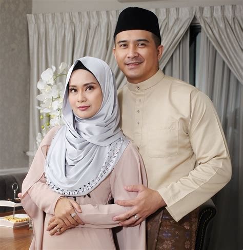Biodata shasha abedul | siapakah shasha abedul? Aaron Aziz Syukur Dikurniakan Isteri Yang Penyabar