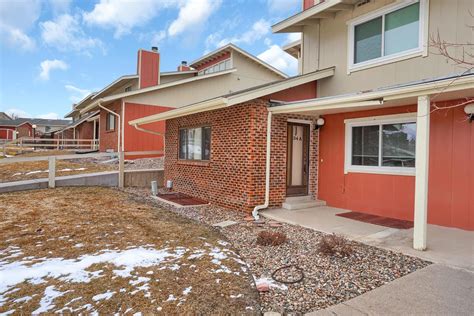 55+ senior living preferred, or sinlge family home or park. Gorgeous NW Colorado Springs 2 bedroom, 3 bath townhome ...