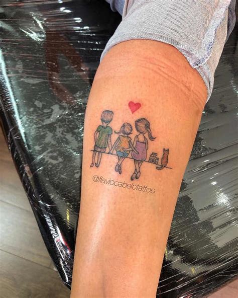 Oltre a dare la tua opinione su questo tema, puoi anche farlo su altri termini relativi a stilizzate, famiglia, immagini stilizzate famiglia e bomboniere. TatuaggioCa: Famiglia Stilizzata Tattoo