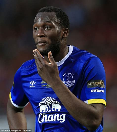 (born 13 may, 1993) forward for chelsea. Everton insist star striker Romelu Lukaku is not for sale ...