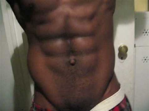 (Dec 2008) PUNCHING hard abs ( please CLICK watch in HIGH quality under vid to see abs better ...