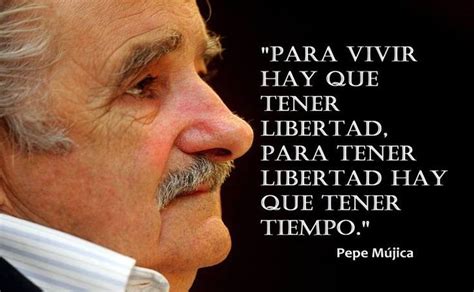 Cargo con las consecuencias de la vigilancia electrónica (…) que nos envenena inútilmente. La mia idea di vita è la sobrietà - Frasi più belle