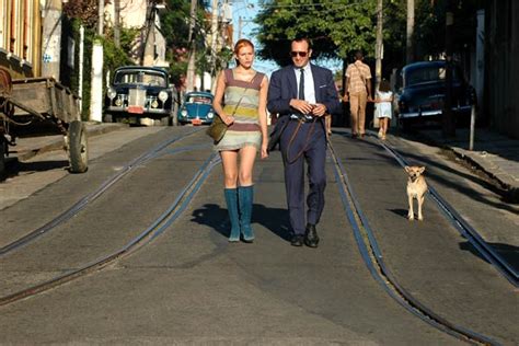 Lancé sur les traces d'un microfilm compromettant pour. Photo du film OSS 117 : Rio ne répond plus - Photo 7 sur ...