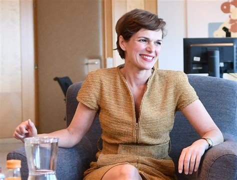 She is the first woman to lead the spö. Rendi-Wagner: "Mehr Wissen für alle Patienten"