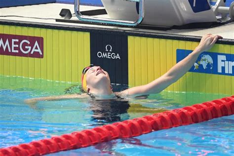 Australia's kaylee mckeown reacts after winning the final of the women's 100m backstroke. Kaylee McKeown Sizzles 2:05.83 in a world class 200m ...