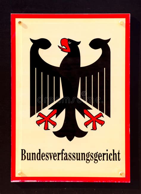 Das bundesverfassungsgericht ist das wichtigste deutsche gericht und für den schutz der verfassung der bundesrepublik zuständig. Bundesverfassungsgericht Von Deutschland Stockfoto - Bild ...