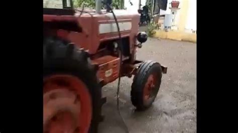 Gabar kart pakai asker : Traktor Bermesin Ekstrem, Bisa Perah Susu Sapi Langsung ...