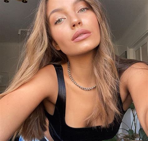 Poniżej znajduje się lista przewoźników oferujących połączenia na tej trasie. Julia Wieniawa o romansie - Super Express