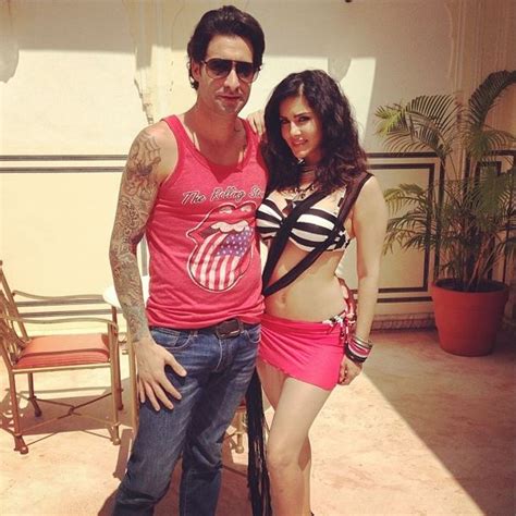 Life is short lets make the most of it! Hot Sunny Leone's Personal Life - 16 Secret Photos ...