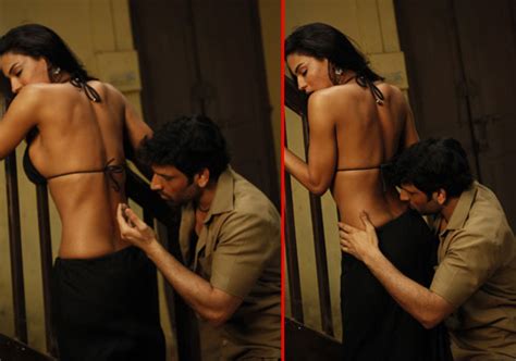 This kissing scene got leaked even before the movie was released. Watch new hot stills of Veena Malik's intimate scene in ...