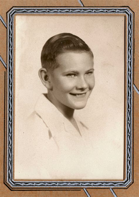 Huge collecttion of celebrity photos, with daily updates. UTPhysicsHistorySite