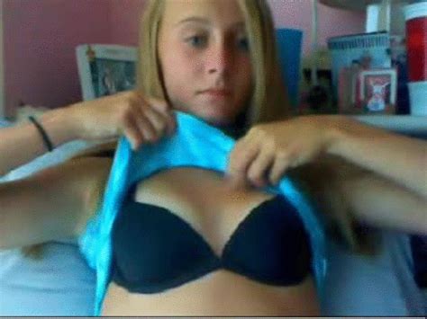 Amateur pantyhouse webcam teen strips and strokes her vagina. Pic - wonkydollandtheecho.com